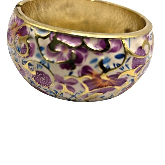 Vtg Gold-Tone Hinged Bangle Bracelet Purple Floral Enamel fairycore feminine - Picture 3 of 6